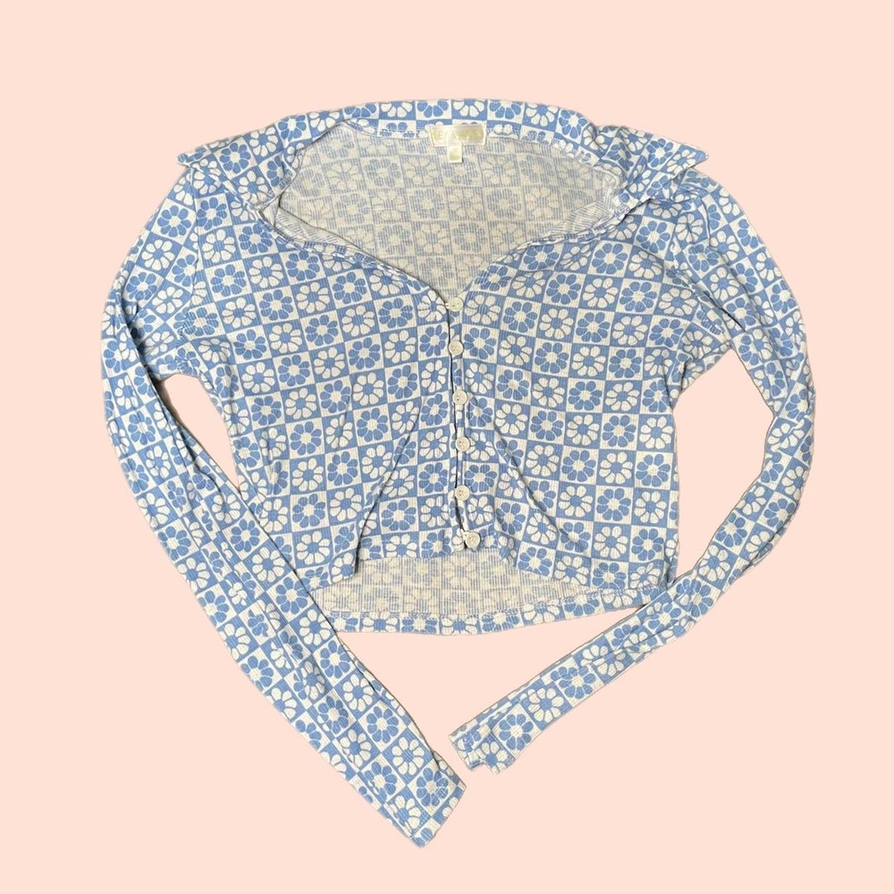blue and white ribbed floral checkered collared button up top